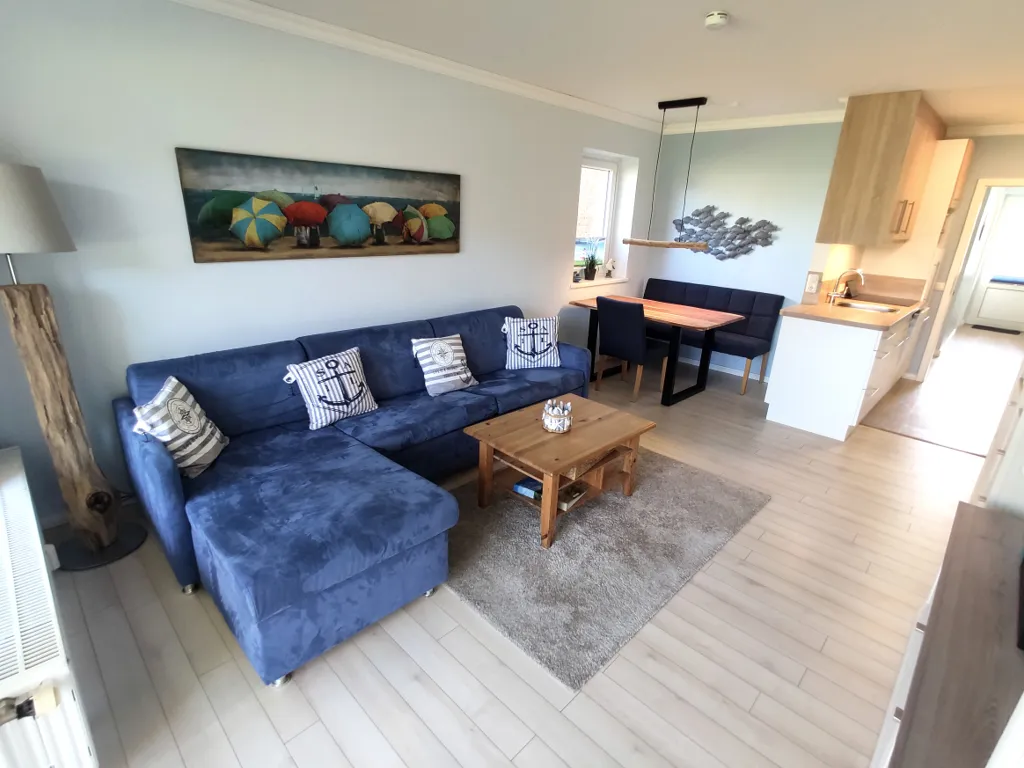 Heller Wohnbereich der Ferienwohnung